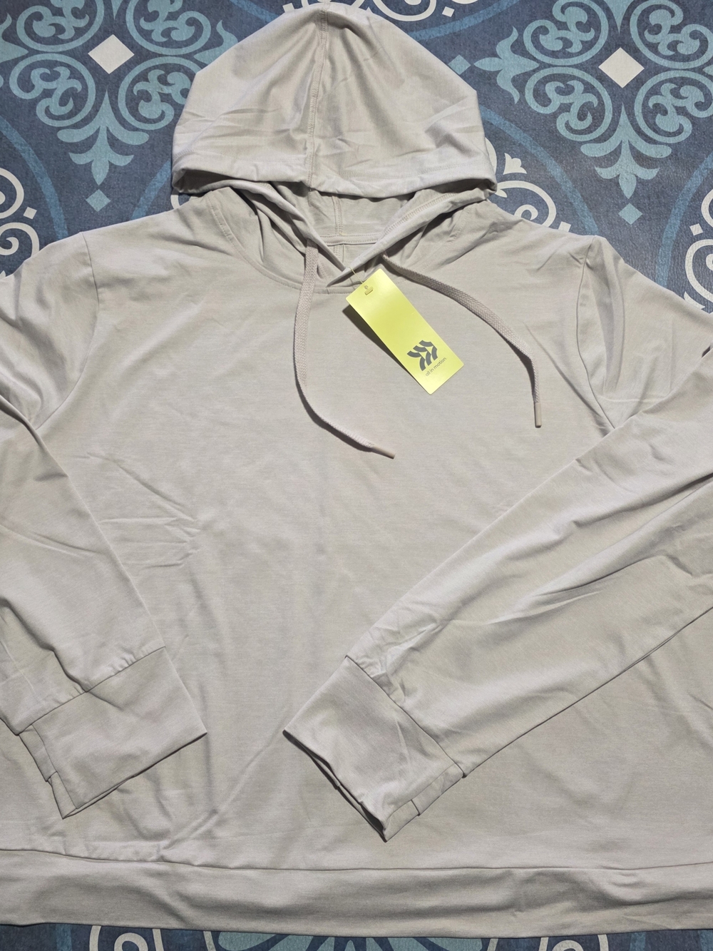 All in Motion Women's Thumbhole Soft Stretch Hooded Sweatshirt, Beige, Size 2XL.